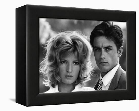 L'eclipse by Michelangelo Antonioni with Alain Delon and Monica Vitti, 1962 (b/w photo)-null-Framed Stretched Canvas