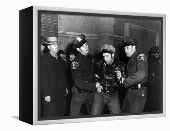 L'Equipee Sauvage THE WILD ONE by Laszlo Benedek with Marlon Brando, 1953 (b/w photo)-null-Framed Stretched Canvas