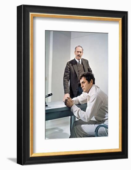 L'etrangleur by Boston THE BOSTON STRANGLER by RichardFleischer with Tony Curtis and Henri Fonda, 1-null-Framed Photo