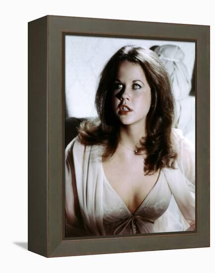 L' exorciste II l' heretique Exorcist II: The Heretic by JohnBoorman with Linda Blair, 1977 (photo)-null-Framed Stretched Canvas