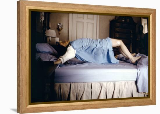 L' exorciste THE EXORCIST by William Friedkin with Linda Blair, 1973 (photo)-null-Framed Stretched Canvas