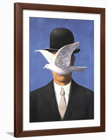 L'homme au chapeau melon (No Border)-Rene Magritte-Framed Art Print