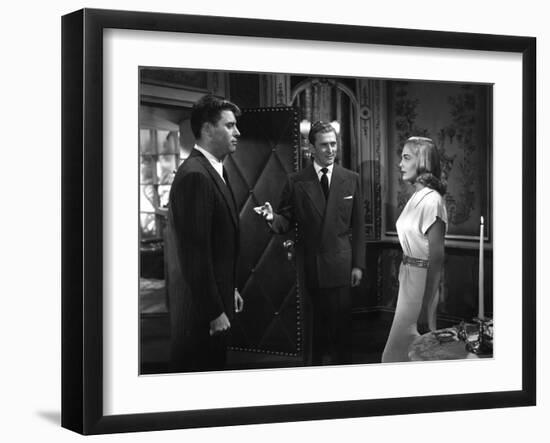 L'Homme aux abois (I Walk Alone) by Byron Haskin with Burt Lancaster, Kirk Douglas, Lizabeth Scott,-null-Framed Photo