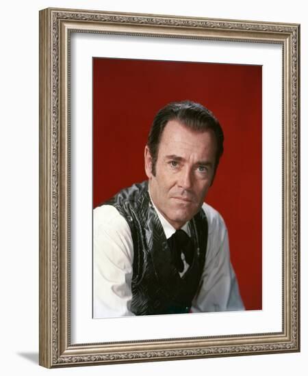 L'Homme aux colts d'or WARLOCK by EdwardDmytryk with Henry Fonda, 1959 (photo)-null-Framed Photo