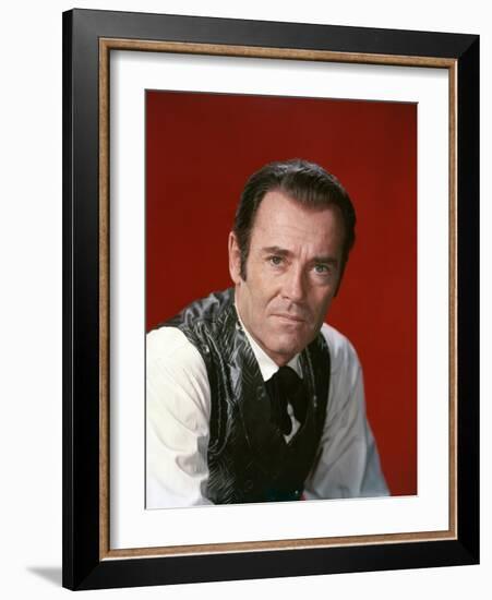 L'Homme aux colts d'or WARLOCK by EdwardDmytryk with Henry Fonda, 1959 (photo)-null-Framed Photo