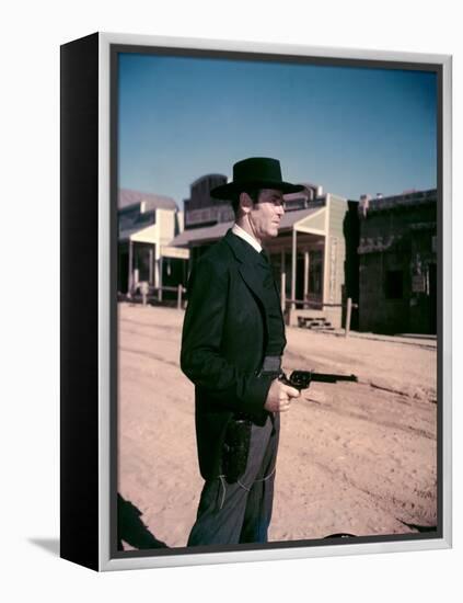 L'Homme aux colts d'or WARLOCK by EdwardDmytryk with Henry Fonda, 1959 (photo)-null-Framed Stretched Canvas