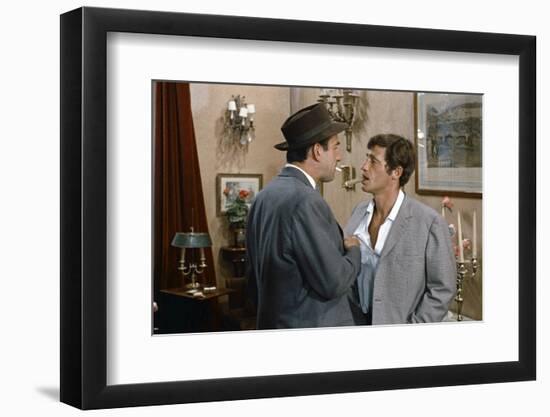 L'homme by Rio by PhilippedeBroca with Daniel Ceccaldi and Jean-Paul Belmondo, 1964 (photo)-null-Framed Photo