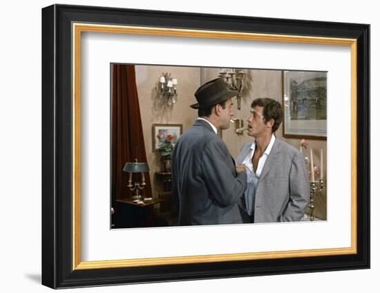 L'homme by Rio by PhilippedeBroca with Daniel Ceccaldi and Jean-Paul Belmondo, 1964 (photo)-null-Framed Photo