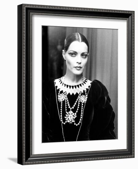 L'Important C'Est D'Aimer, (AKA That Most Important Thing: Love), Romy Schneider, 1975-null-Framed Photo