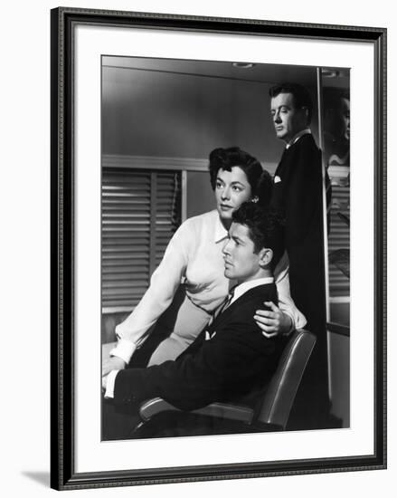 L'Inconnu du Nord-Express STRANGERS ON A TRAIN by AlfredHitchcock with Ruth Roman, Farley Granger a-null-Framed Photo