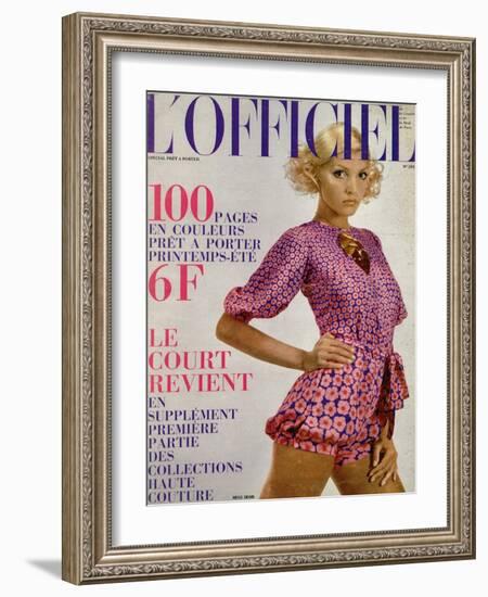 L'Officiel, 1971 - Modèle de Miss Dior Crêpe de Bianchini-Férier Imprimé Rosé Vif et Violet-Roland-Framed Art Print