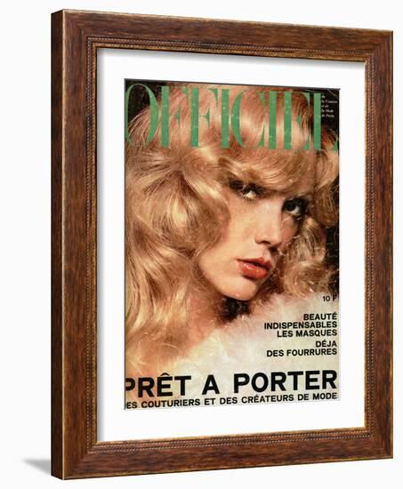 L'Officiel, 1974 - Eventail de Chloé Qu'Accompagne une Robe en Jersey Blanc-Rodolphe Haussaire-Framed Art Print