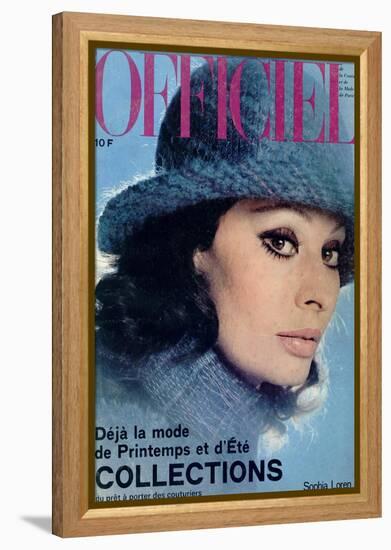 L'Officiel, 1975 - Sophia Loren, Chapeau de Jean Barthet, en Mousseline de Mohair Surpiquée-Guégan-Framed Stretched Canvas