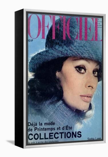 L'Officiel, 1975 - Sophia Loren, Chapeau de Jean Barthet, en Mousseline de Mohair Surpiquée-Guégan-Framed Stretched Canvas