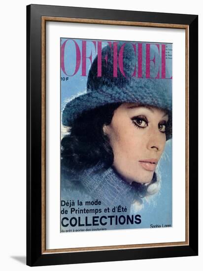 L'Officiel, 1975 - Sophia Loren, Chapeau de Jean Barthet, en Mousseline de Mohair Surpiquée-Guégan-Framed Art Print