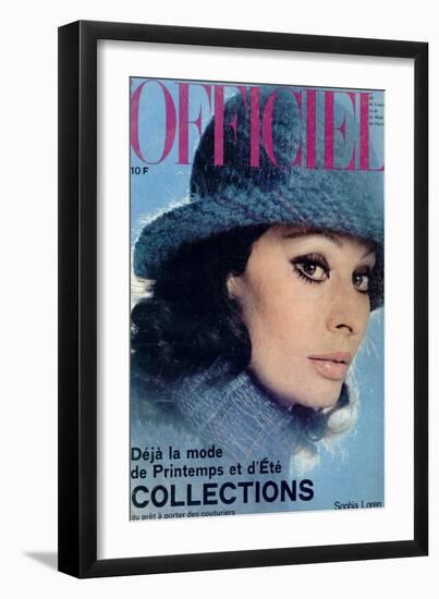 L'Officiel, 1975 - Sophia Loren, Chapeau de Jean Barthet, en Mousseline de Mohair Surpiquée-Guégan-Framed Art Print