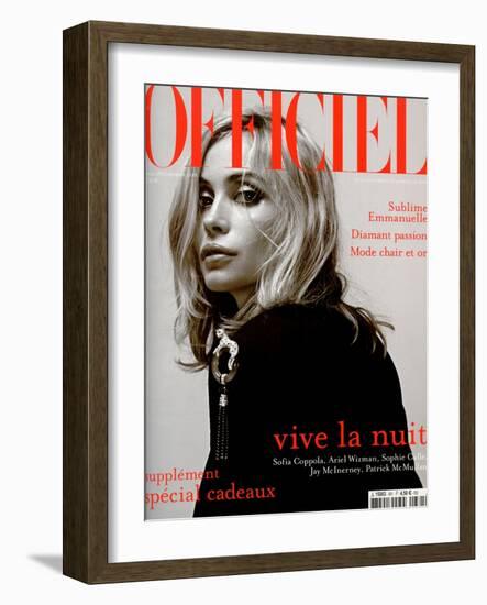 L'Officiel, 2003 - Emmanuelle Béart Porte une Veste en Coton et Soie Noire Dolce & Gabbana-Anuschka Bloomers & Niels Schumm-Framed Art Print