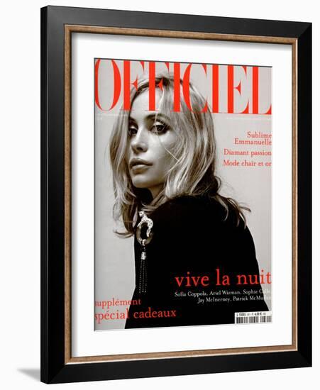 L'Officiel, 2003 - Emmanuelle Béart Porte une Veste en Coton et Soie Noire Dolce & Gabbana-Anuschka Bloomers & Niels Schumm-Framed Art Print