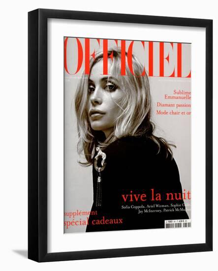 L'Officiel, 2003 - Emmanuelle Béart Porte une Veste en Coton et Soie Noire Dolce & Gabbana-Anuschka Bloomers & Niels Schumm-Framed Art Print