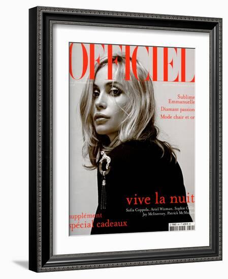 L'Officiel, 2003 - Emmanuelle Béart Porte une Veste en Coton et Soie Noire Dolce & Gabbana-Anuschka Bloomers & Niels Schumm-Framed Art Print