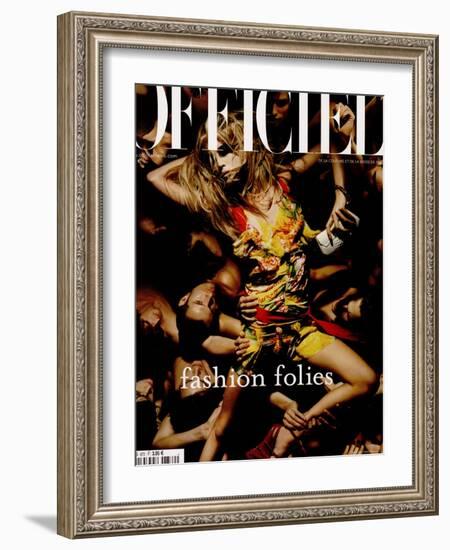 L'Officiel, 2003 - Raquel Zimmermann Porte une Robe en Mousseline de Soie, Christian Dior-Solve Sundsbo-Framed Art Print