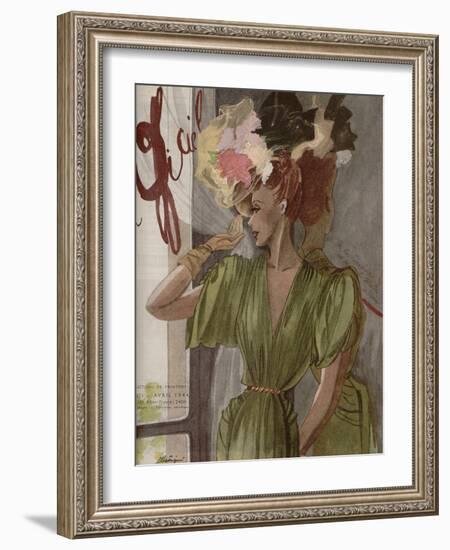 L'Officiel, April 1944-Lbenigni-Framed Art Print