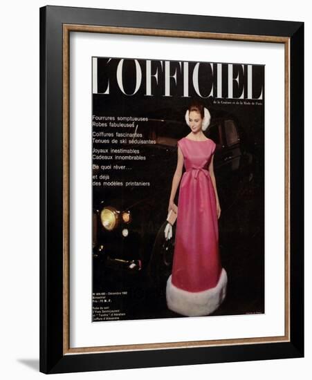 L'Officiel, December 1962 - Robe du Soir d'Yves Saint-Laurent en Tundra d'Abraham-Roland de Vassal-Framed Art Print