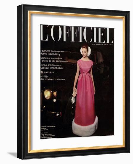 L'Officiel, December 1962 - Robe du Soir d'Yves Saint-Laurent en Tundra d'Abraham-Roland de Vassal-Framed Art Print