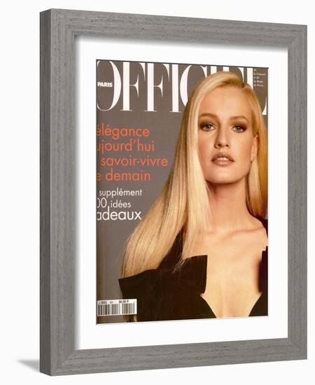 L'Officiel, December 1995 - Karen Mulder dans une Robe Yves Saint Laurent-Francesco Scavullo-Framed Art Print