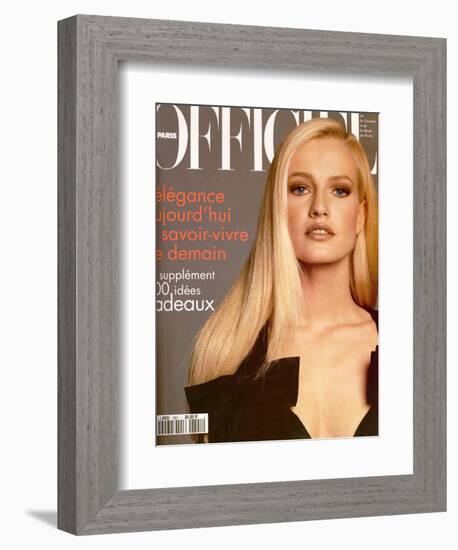 L'Officiel, December 1995 - Karen Mulder dans une Robe Yves Saint Laurent-Francesco Scavullo-Framed Premium Giclee Print