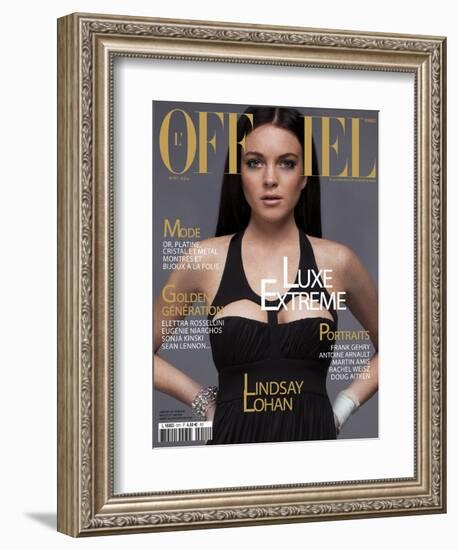 L'Officiel, December 2006 - Lindsay Lohan Porte une Robe en Jersey, Versace-null-Framed Premium Giclee Print