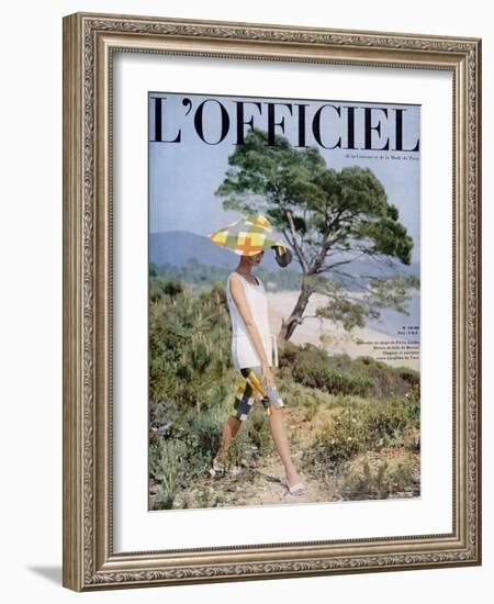 L'Officiel - Ensemble de Plage de Pierre Cardin-Philippe Pottier-Framed Art Print