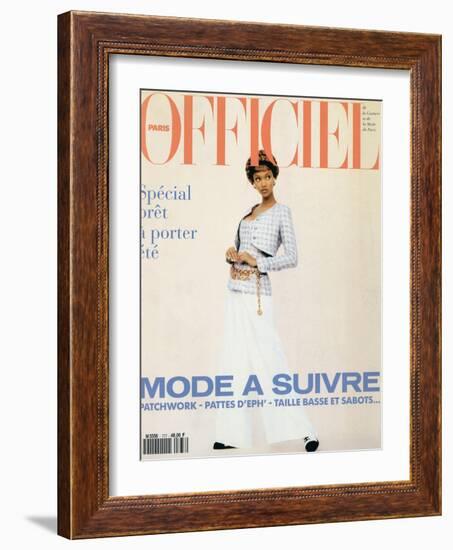 L'Officiel, February 1993 - Chanel: le Tailleur de L'Année Porté Par Tyra-Carlo delia Chiesa-Framed Art Print