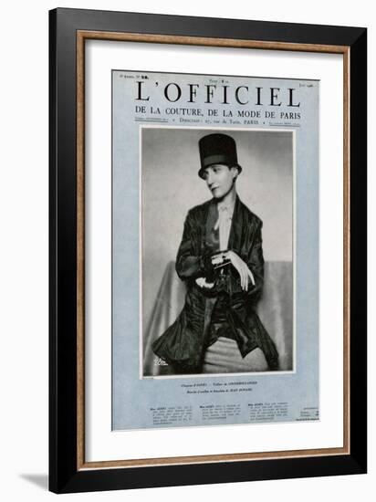 L'Officiel, January 1926 - Mlle Olga Pouffkine-Madame D'Ora-Framed Art Print