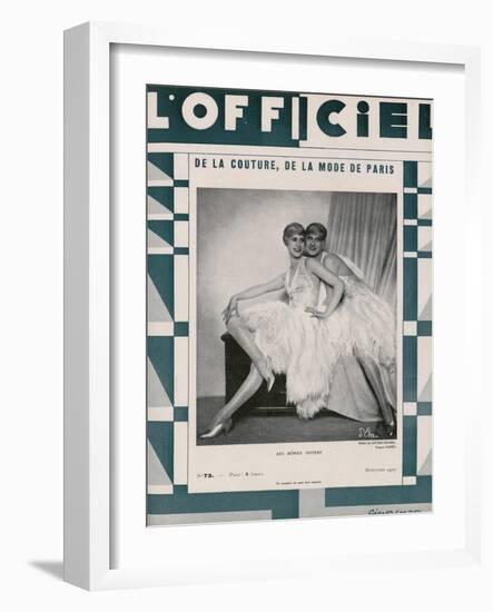 L'Officiel, June 1927 - Une Des Sisters G. en Robe de Worth-Madame D'Ora & Jean Dunand-Framed Art Print