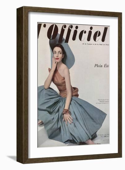 L'Officiel, June 1952 - Robe de Plage de Grès Shantung Turquoise de Jacques Léonard en Cte-Philippe Pottier-Framed Premium Giclee Print