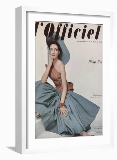 L'Officiel, June 1952 - Robe de Plage de Grès Shantung Turquoise de Jacques Léonard en Cte-Philippe Pottier-Framed Premium Giclee Print