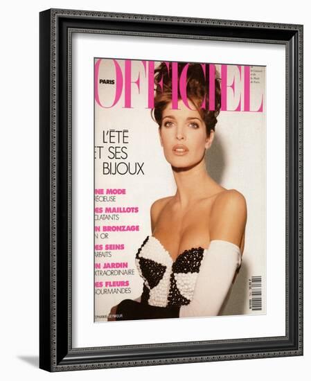 L'Officiel, June 1991 - Stéphanie Seymour, un Soutien-Gorge-Bijou Très Éton-Jean-Daniel Lorieux-Framed Art Print