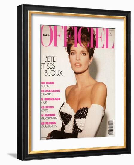 L'Officiel, June 1991 - Stéphanie Seymour, un Soutien-Gorge-Bijou Très Éton-Jean-Daniel Lorieux-Framed Art Print