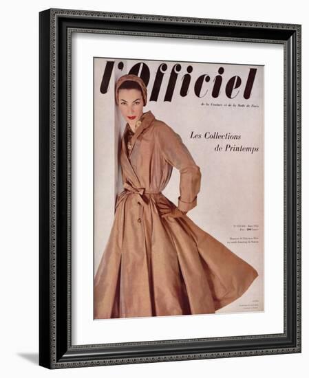 L'Officiel, March 1952 - Manteau de Christian Dior en Surah Chantung de Staron-Philippe Pottier-Framed Art Print