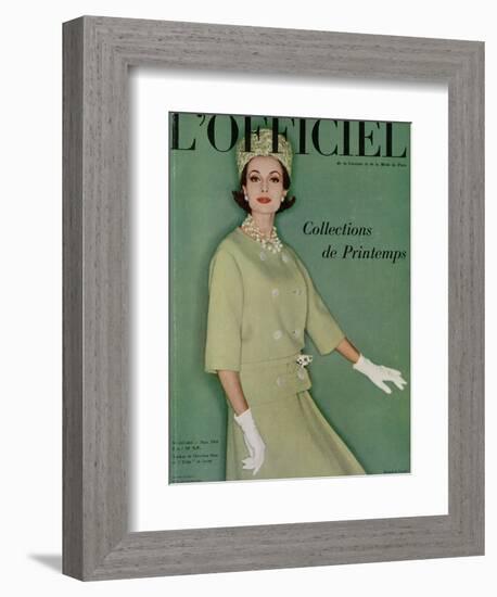 L'Officiel, March 1961 - Tailleur de Christian Dior en Tilfiz de Lesur-Roland de Vassal-Framed Premium Giclee Print