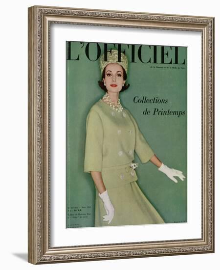 L'Officiel, March 1961 - Tailleur de Christian Dior en Tilfiz de Lesur-Roland de Vassal-Framed Art Print