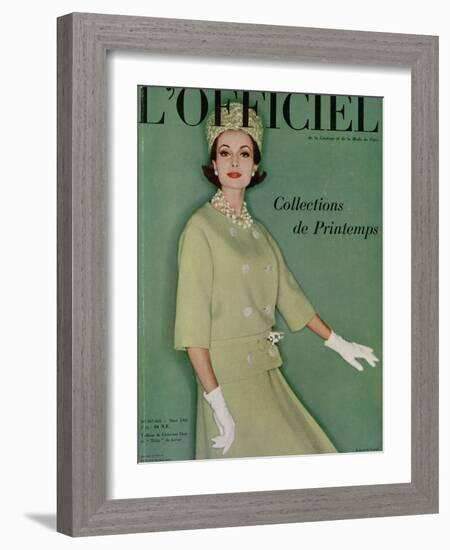 L'Officiel, March 1961 - Tailleur de Christian Dior en Tilfiz de Lesur-Roland de Vassal-Framed Art Print