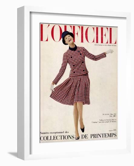 L'Officiel, March 1965 - Tailleur de Christian Dior Entopkapi Pure Laine Peignée de Raimon-Guégan-Framed Art Print