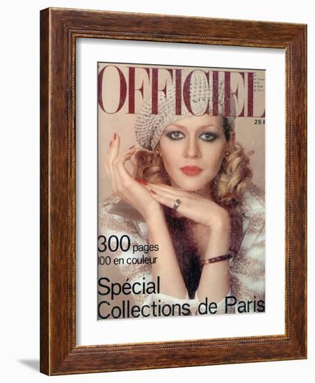 L'Officiel, March 1975 - Ensemble de Christian Dior-Roland Bianchini-Framed Art Print