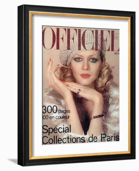 L'Officiel, March 1975 - Ensemble de Christian Dior-Roland Bianchini-Framed Art Print