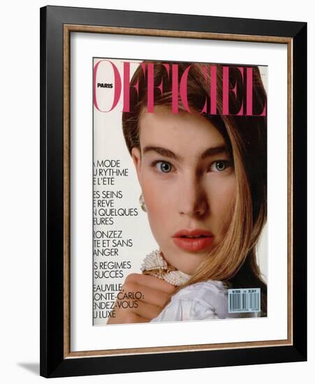 L'Officiel, May 1989 - Chemise Légère de Claude Montana-Jonathan Lennard-Framed Art Print