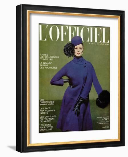 L'Officiel, October 1962 - Manteau de Pierre Cardin en Lainage de Moreau-Roland de Vassal-Framed Art Print