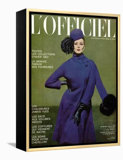 L'Officiel, October 1962 - Manteau de Pierre Cardin en Lainage de Moreau-Roland de Vassal-Framed Stretched Canvas