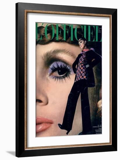 L'Officiel, October 1968 - Ensemble d'Yves-Saint Laurent en Jersey de Racine-Roland Bianchini-Framed Art Print